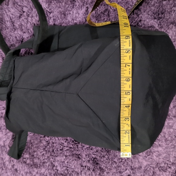 LULULEMON On My Level Bag  in Black - Picture 4 of 10